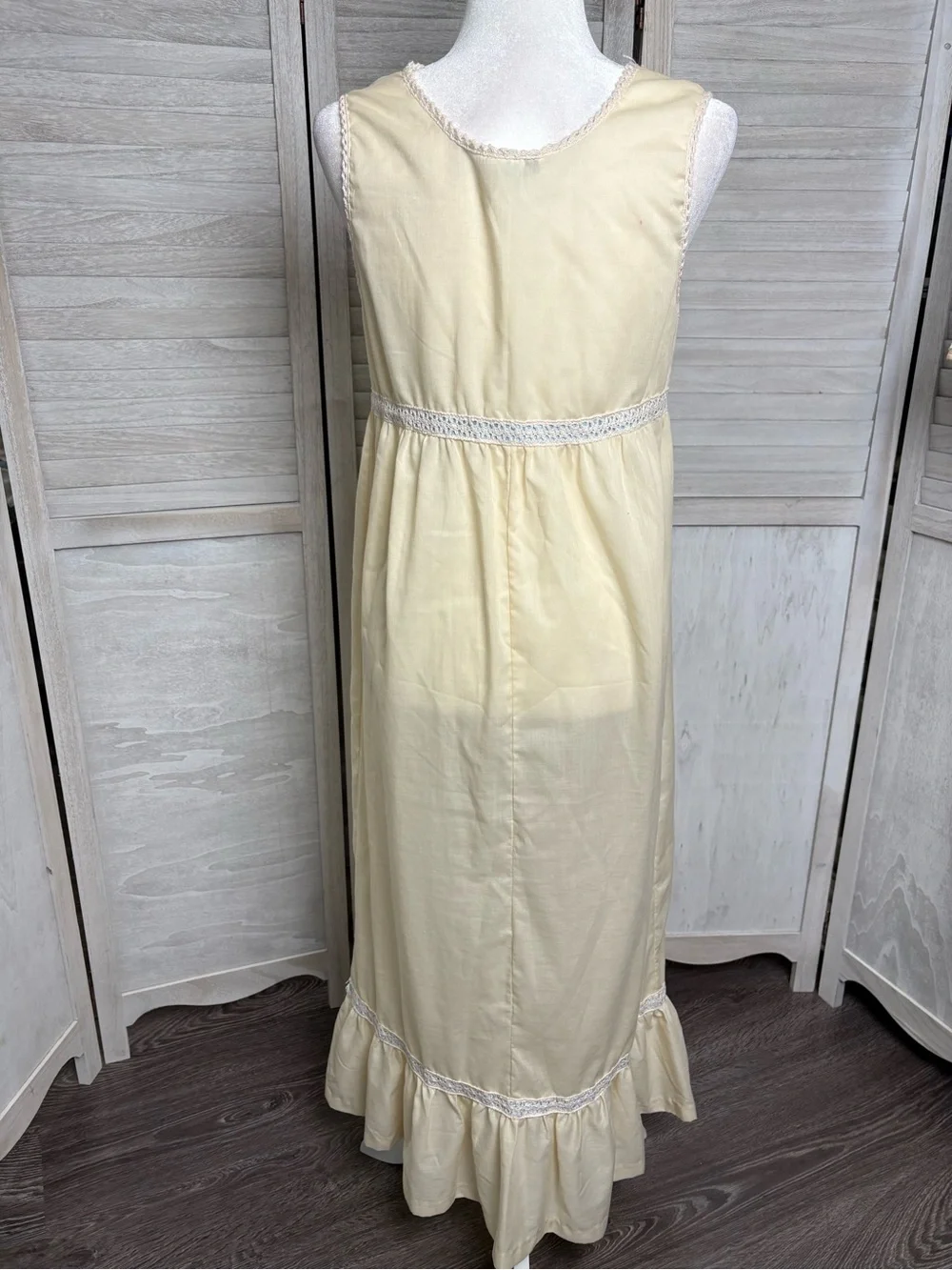 Saramae vintage lingerie